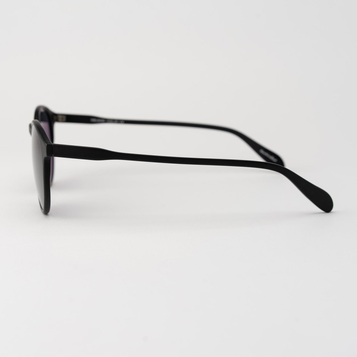 01 Matte Black / Grey